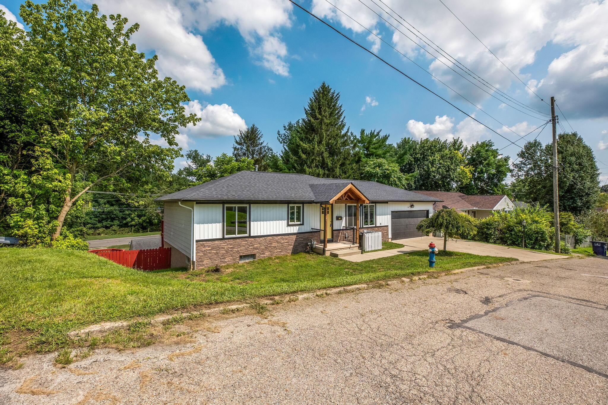 928 Rutter Avenue Lancaster, OH 43130 - Photo 5 of 87 4-web-or-mls-011A9184