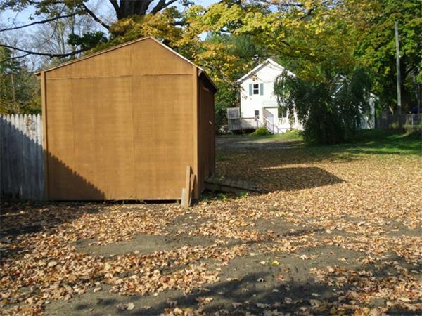 152 Main Street Russell, MA 01071 - Photo 3 of 19 Gallery Image 3