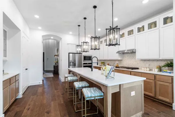 $670,990 | 5113 Westhaven Circle, Denison, TX 75020