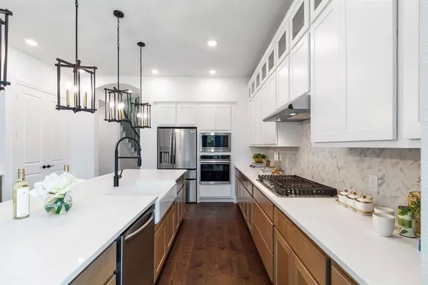 $670,990 | 5113 Westhaven Circle, Denison, TX 75020