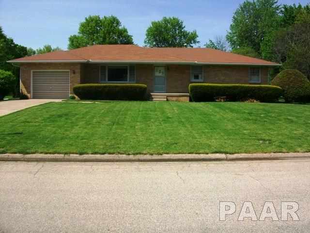 137 Harvester Road Canton, IL 61520 - Photo 1 of 35 Gallery Image 1
