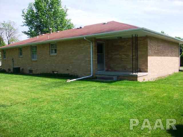137 Harvester Road Canton, IL 61520 - Photo 18 of 35 Gallery Image 18