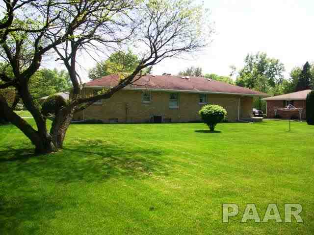 137 Harvester Road Canton, IL 61520 - Photo 20 of 35 Gallery Image 20