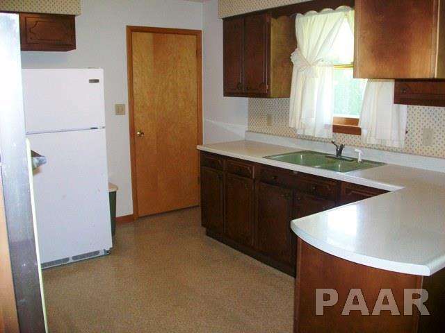137 Harvester Road Canton, IL 61520 - Photo 23 of 35 Gallery Image 23