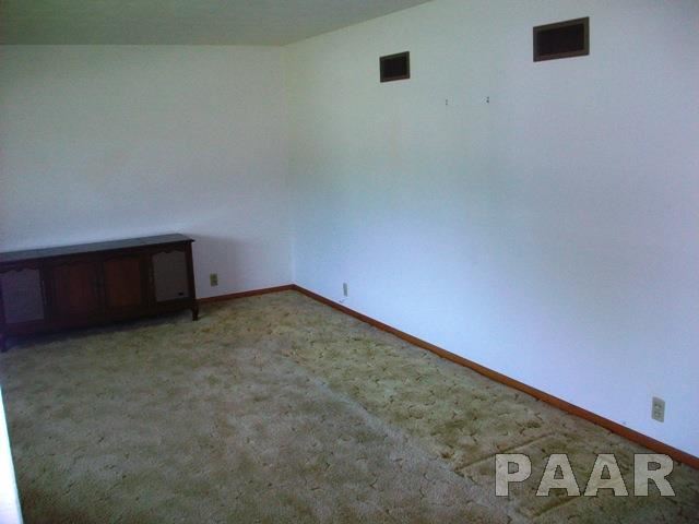 137 Harvester Road Canton, IL 61520 - Photo 27 of 35 Gallery Image 27