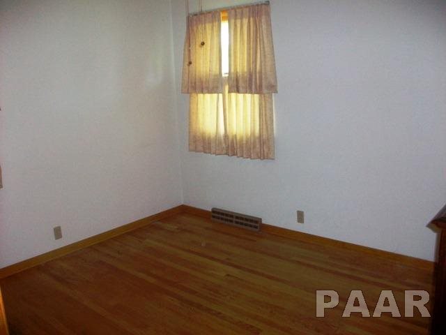 137 Harvester Road Canton, IL 61520 - Photo 33 of 35 Gallery Image 33