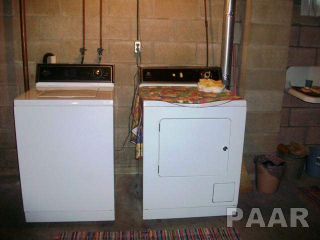 137 Harvester Road Canton, IL 61520 - Photo 10 of 35 Gallery Image 10