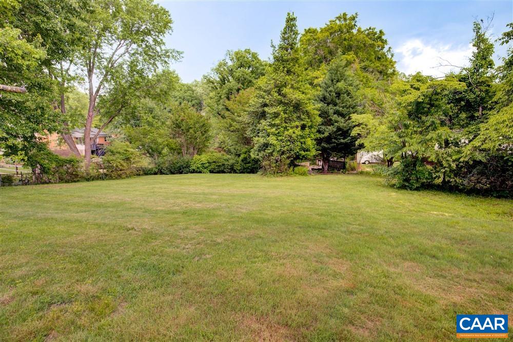 305 Harris Road Charlottesville, VA 22903 - Photo 5 of 10 Gallery Image 5