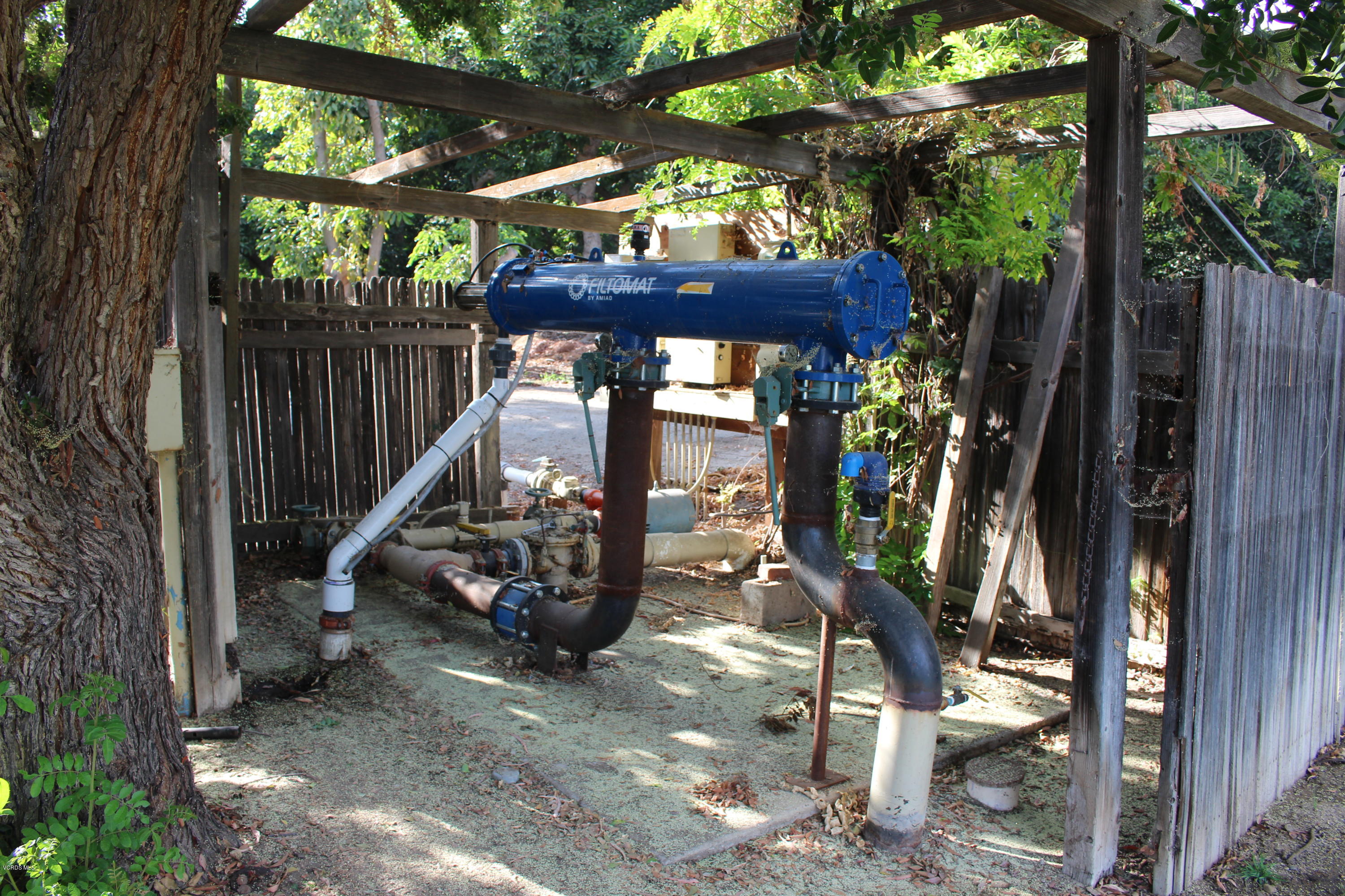 3011 Gerry Road Camarillo, CA 93012 - Photo 20 of 39 a view of a house with a tree back yard