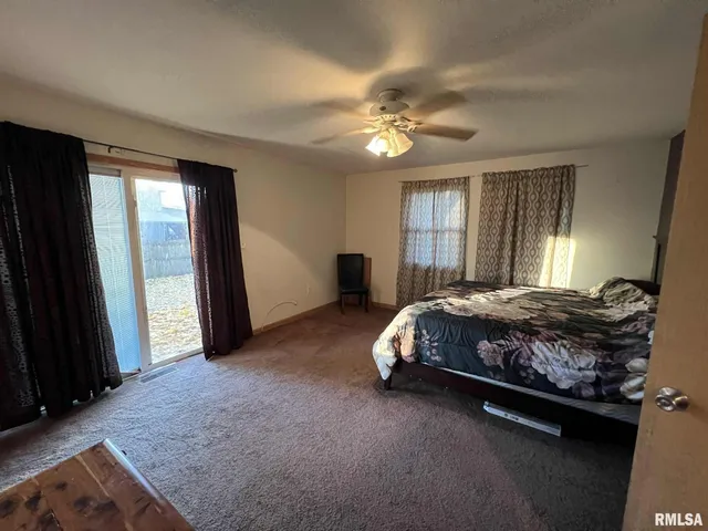 $109,000 | 101 West Barsi Boulevard, Macomb, IL 61455