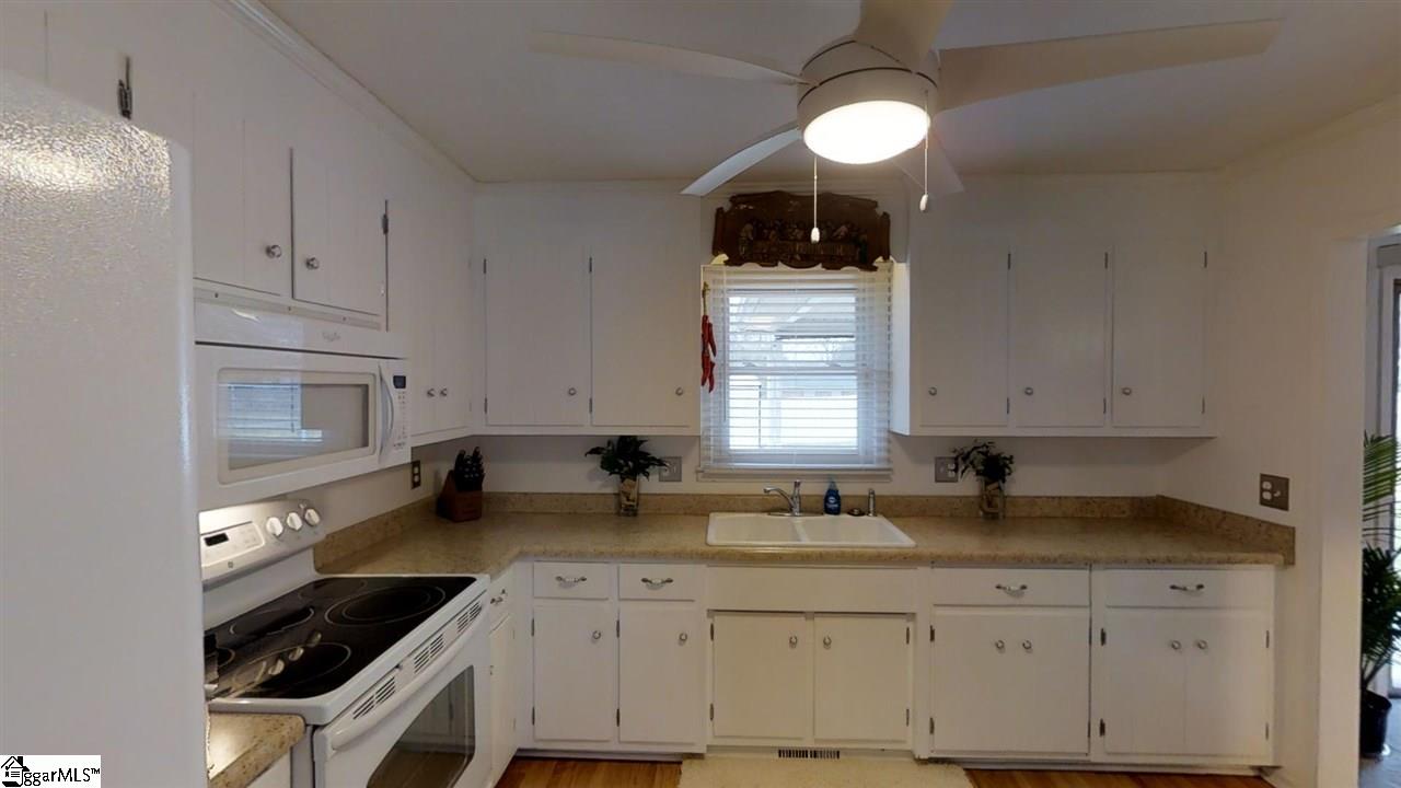 17 Owens Road, Unit A Taylors, SC 29687 - Photo 16 of 36 Gallery Image 16