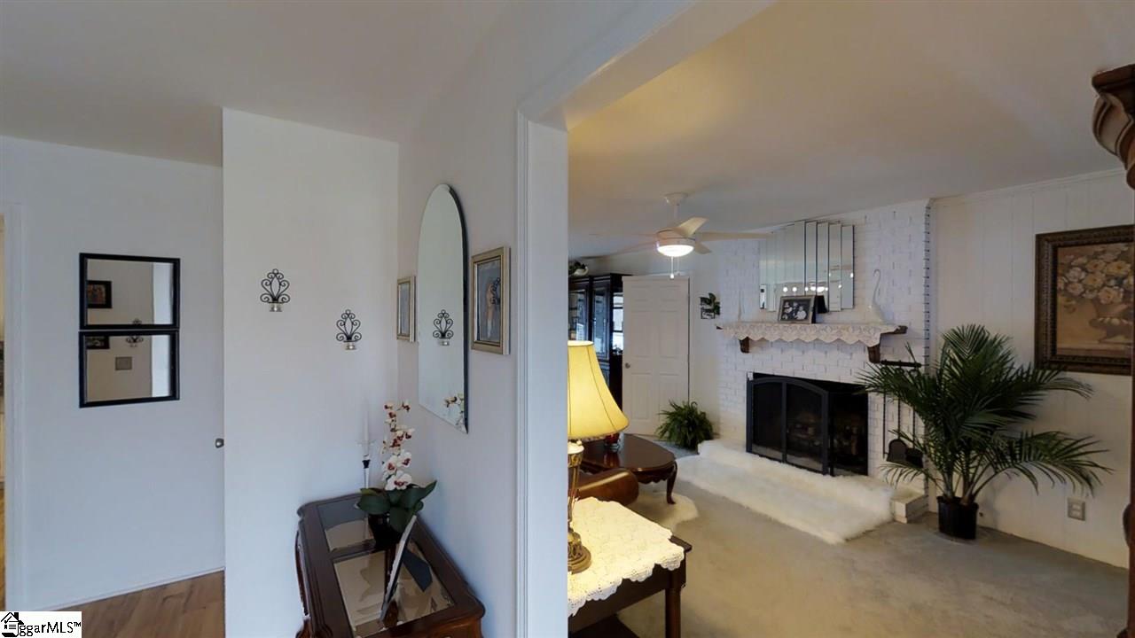 17 Owens Road, Unit A Taylors, SC 29687 - Photo 6 of 36 Gallery Image 6