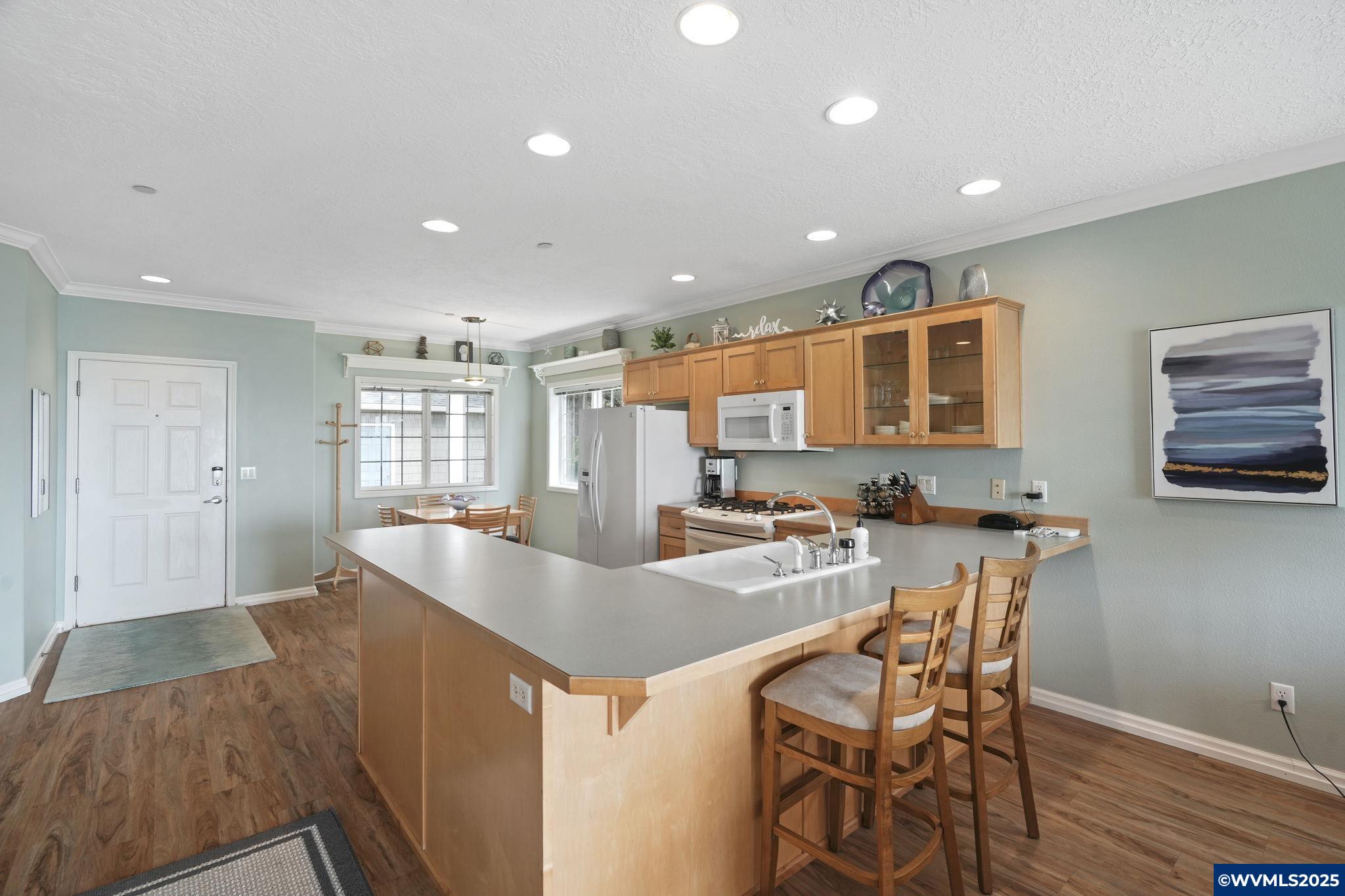 1113 Highway 101, Unit 1 Depoe Bay, OR 97341 - Photo 9 of 48
