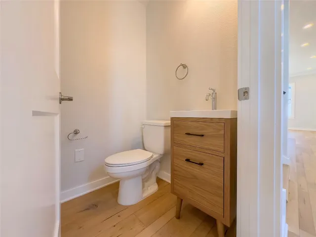 $410,000 | 2400 Bruin Drive, Unit 27, Spicewood, TX 78669