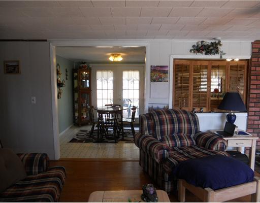 39 Pond Road St. Albans, ME 04971 - Photo 8 of 25 Living Room.