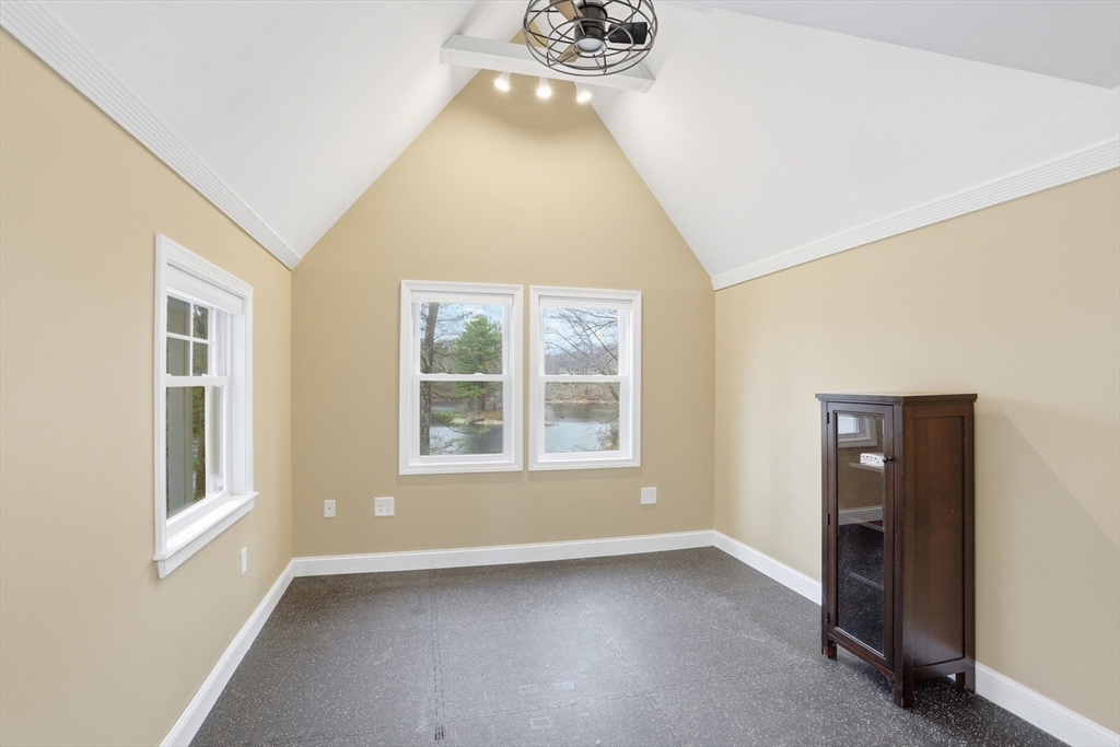 284 Whiley Road Groton, MA 01450 - Photo 31 of 41 Gallery Image 31