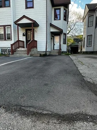 $1,200 | 6 Sullivan Avenue, Unit 2, Port Jervis, NY 12771
