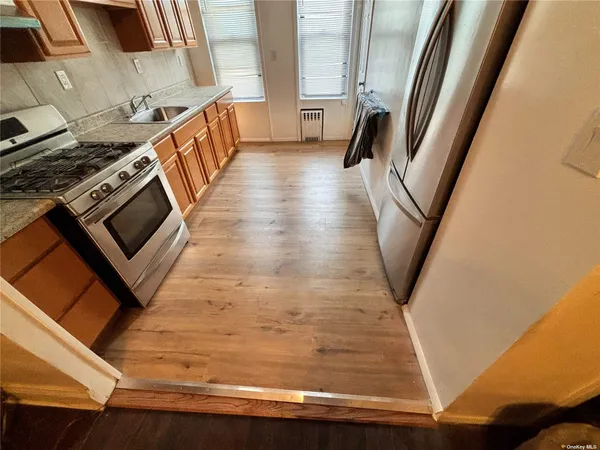 $1,300,000 | 20-50 Gates Avenue | Ridgewood