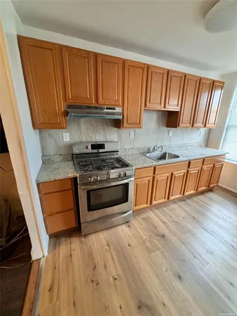 $1,300,000 | 20-50 Gates Avenue | Ridgewood