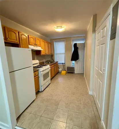 $1,300,000 | 20-50 Gates Avenue | Ridgewood