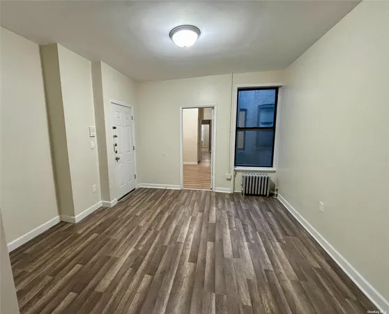 $1,300,000 | 20-50 Gates Avenue | Ridgewood