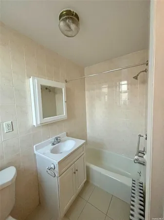 $1,300,000 | 20-50 Gates Avenue | Ridgewood