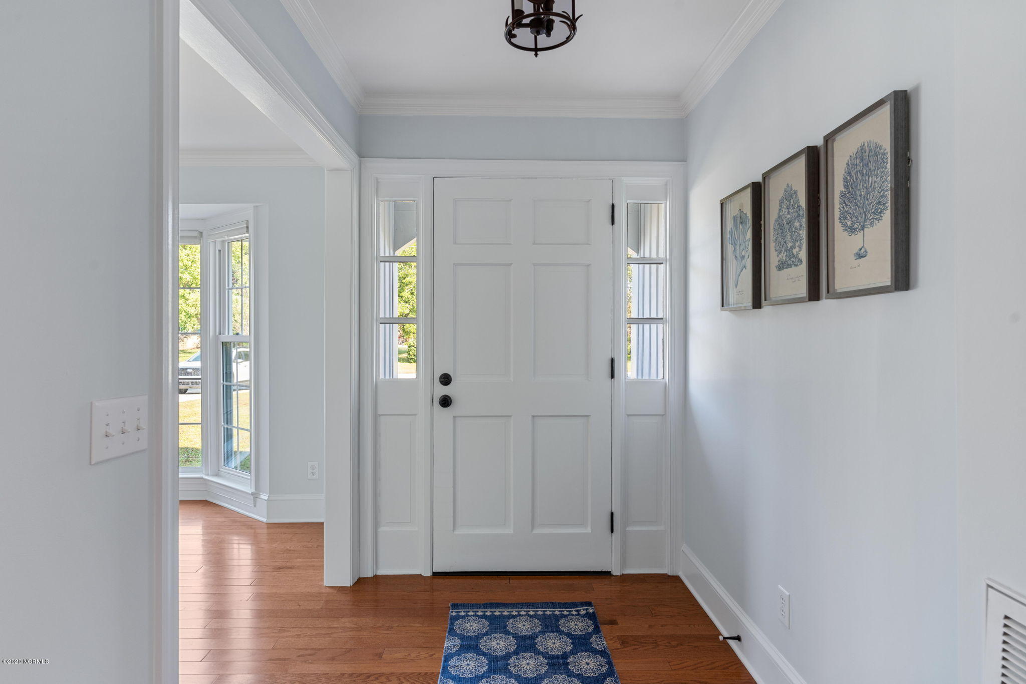 422 Windemere Road Wilmington, NC 28405 - Photo 3 of 32 18-web-or-mls-DSC08729