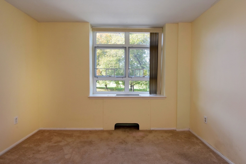 80 Salisbury Street, Unit 206 Worcester, MA 01609 - Photo 24 of 32