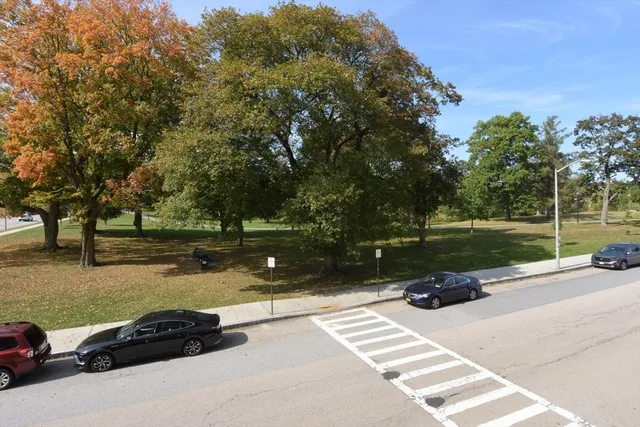 $375,000 | 80 Salisbury Street, Unit 206, Worcester, MA 01609