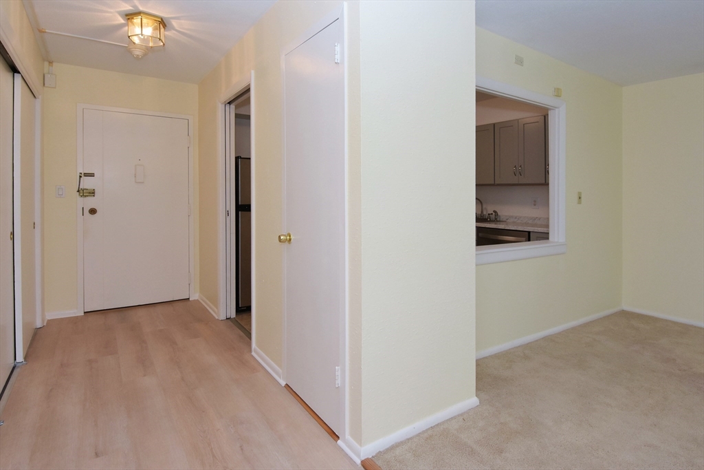 80 Salisbury Street, Unit 206 Worcester, MA 01609 - Photo 5 of 32