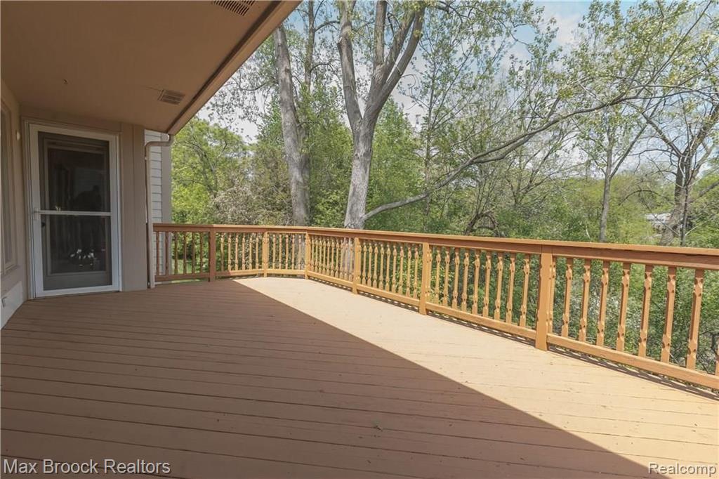 3147 Fairgrove Terrace, Unit 7 Rochester Hills, MI 48309 - Photo 30 of 52