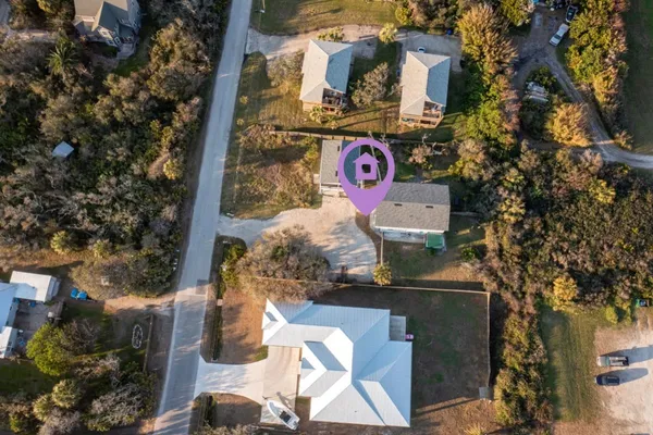 a view of a house with outdoor space