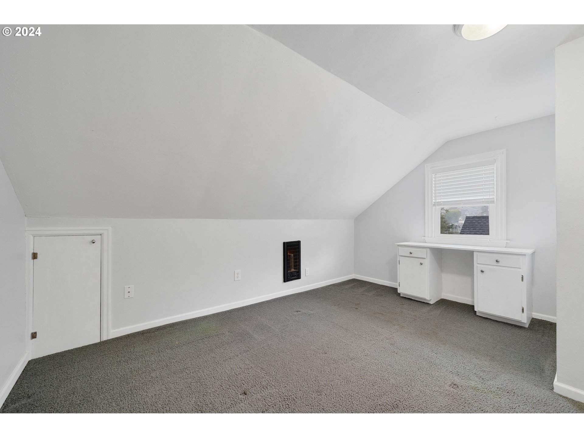 306 Evergreen Avenue Garibaldi, OR 97118 - Photo 24 of 42