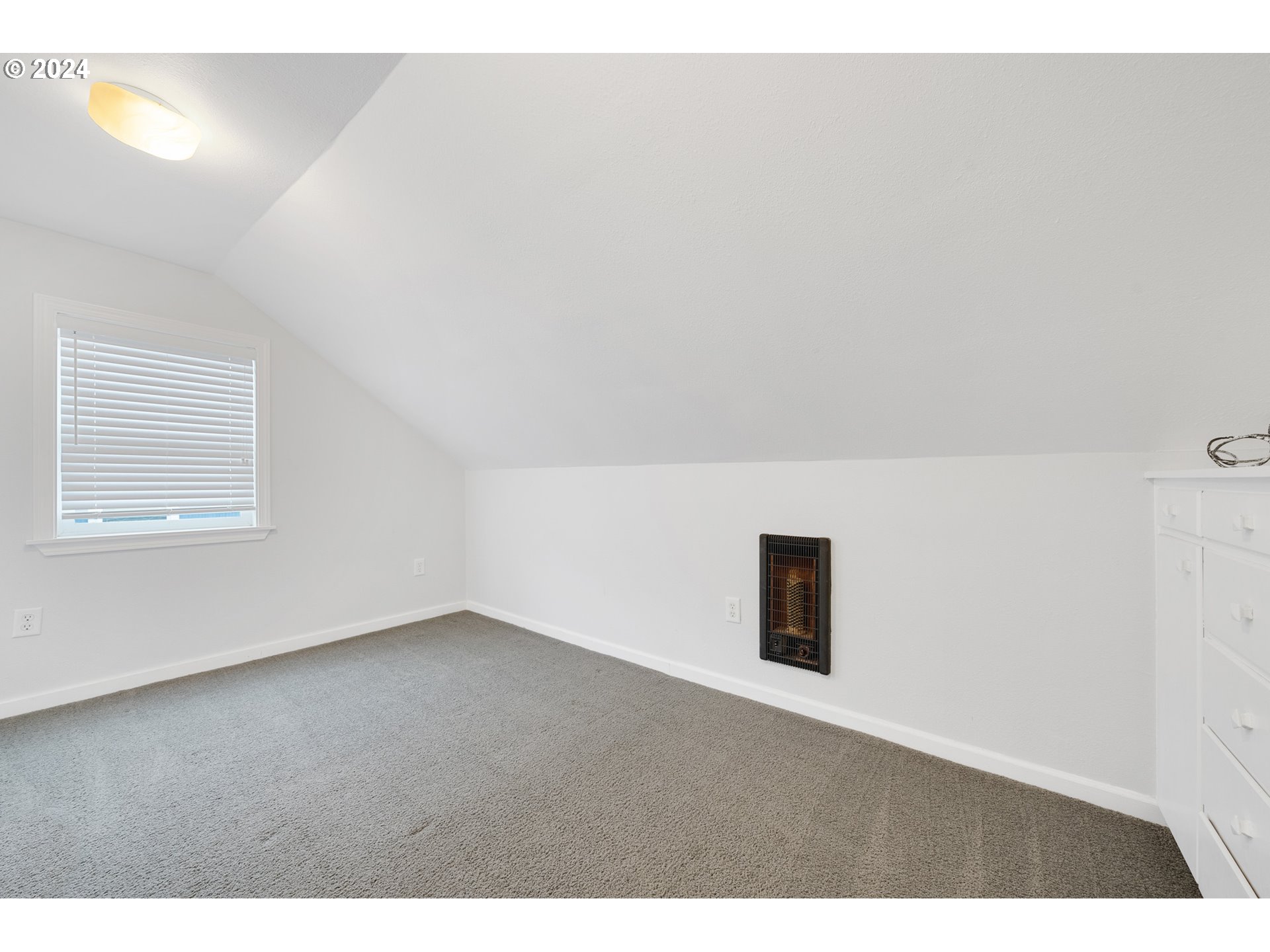 306 Evergreen Avenue Garibaldi, OR 97118 - Photo 26 of 42