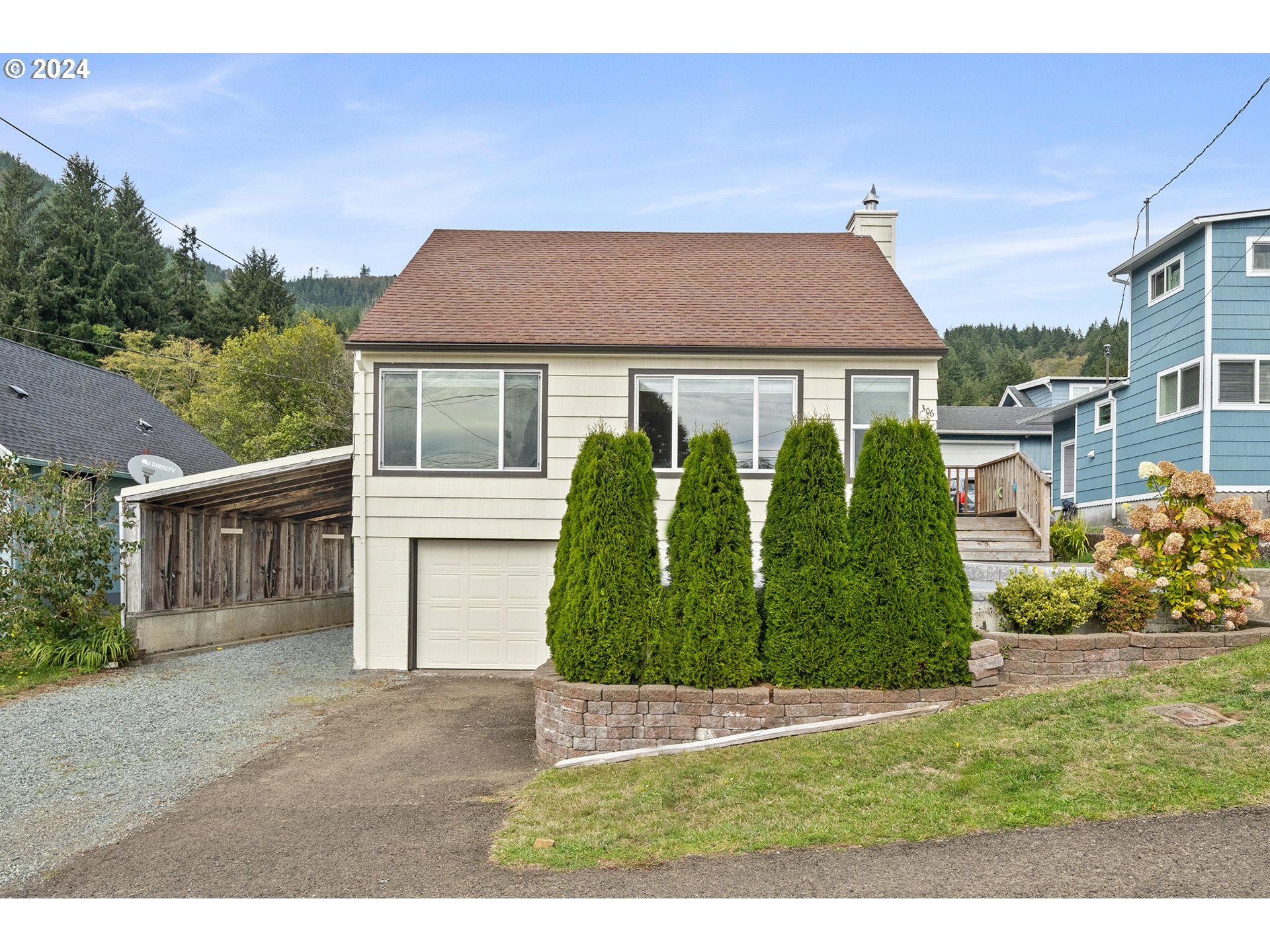 306 Evergreen Avenue Garibaldi, OR 97118 - Photo 36 of 42