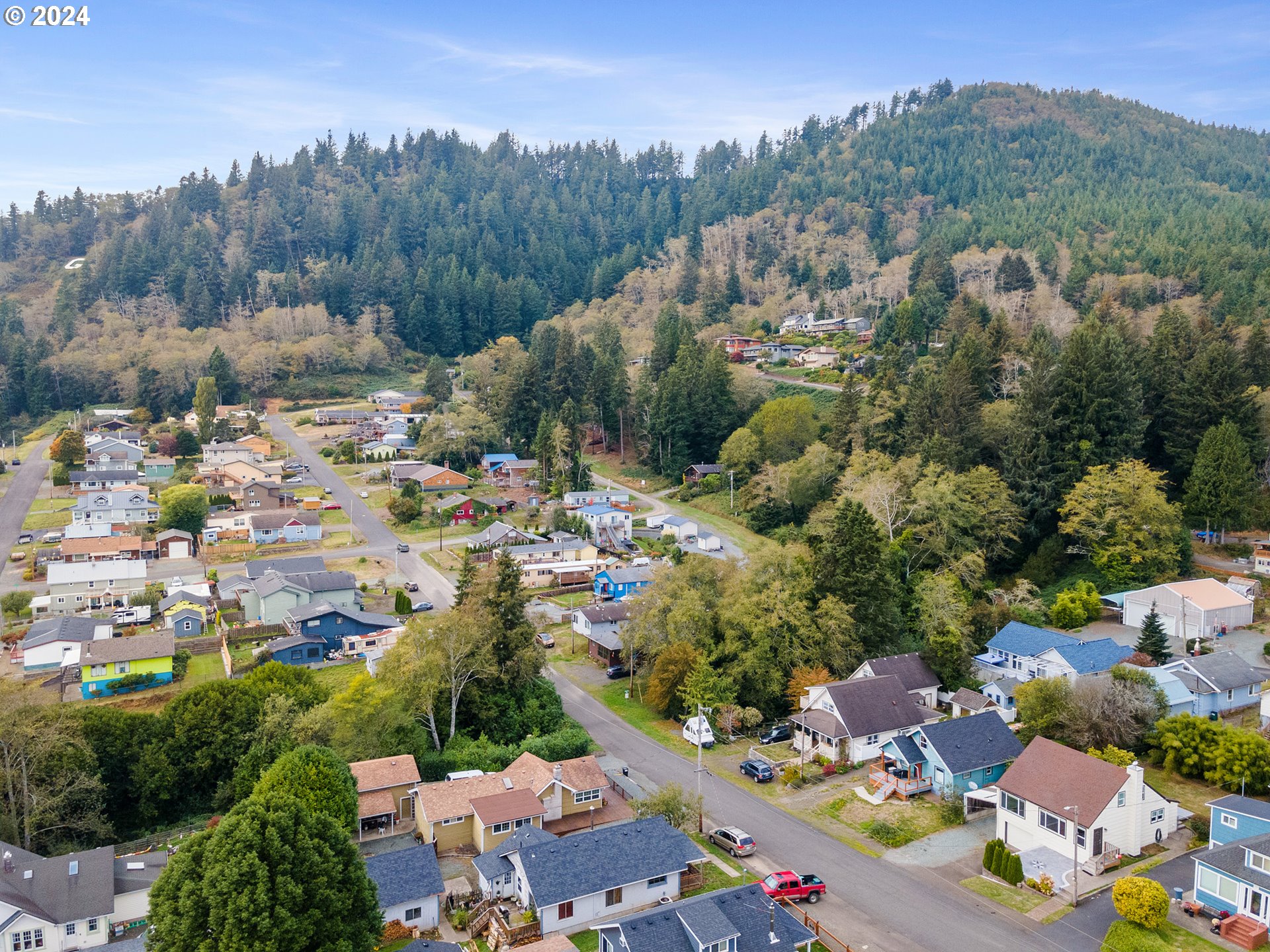 306 Evergreen Avenue Garibaldi, OR 97118 - Photo 41 of 42