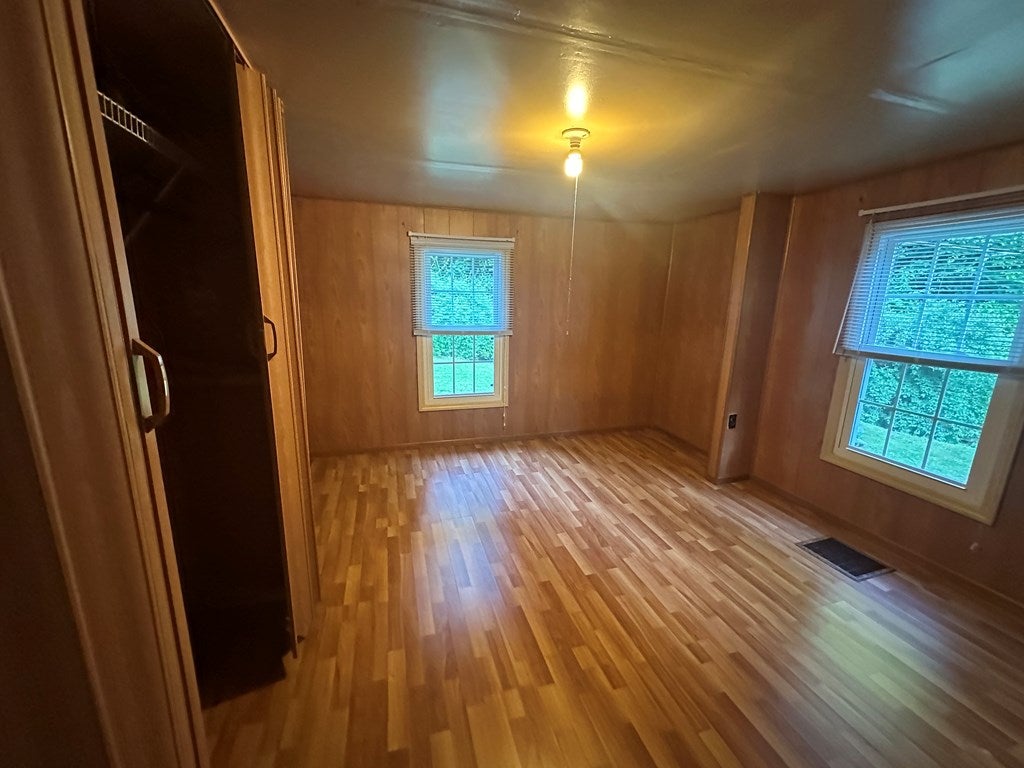 1602 Benny Branch Road Jewell Ridge, VA 24622 - Photo 26 of 32 Gallery Image 26