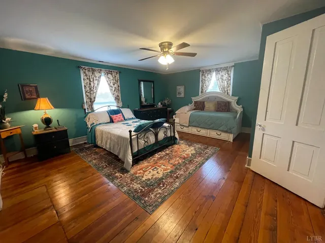 $359,900 | 721 Grove Street, Bedford, VA 24523