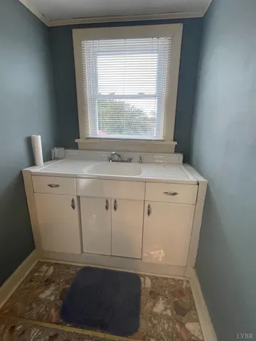 $359,900 | 721 Grove Street, Bedford, VA 24523