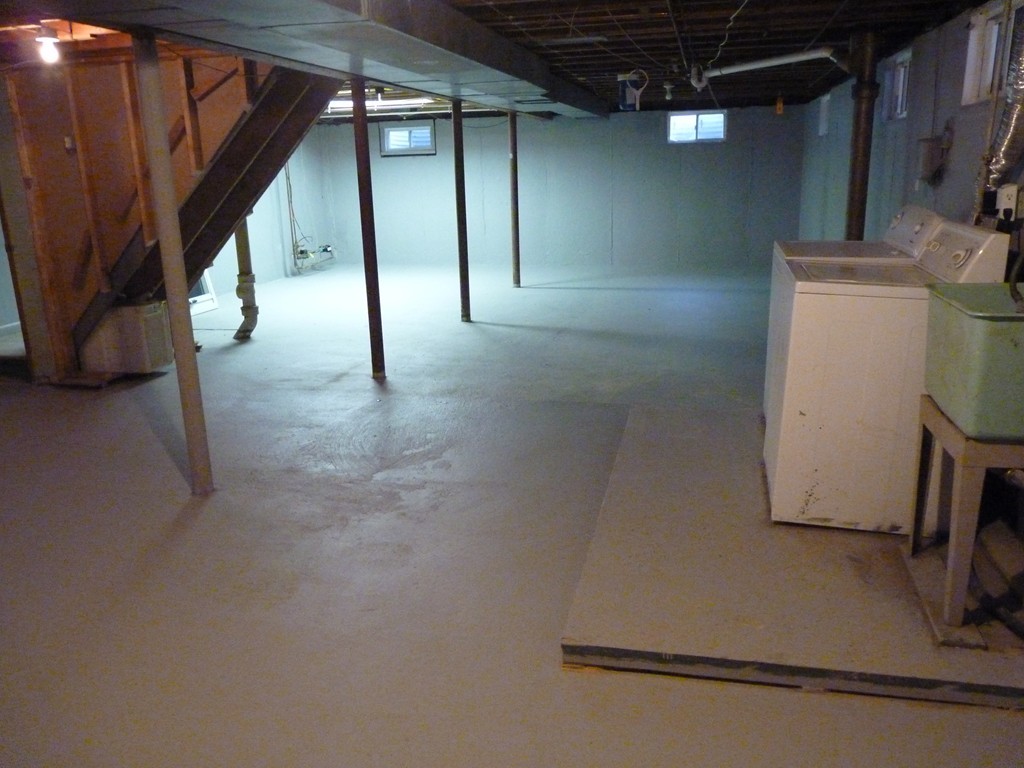 49 Thorndike Road Lowell, MA 01852 - Photo 19 of 23 Gallery Image 19