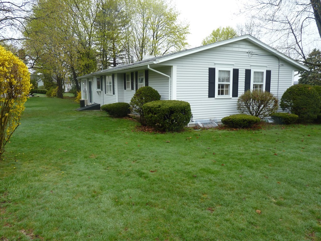 49 Thorndike Road Lowell, MA 01852 - Photo 4 of 23 Gallery Image 4