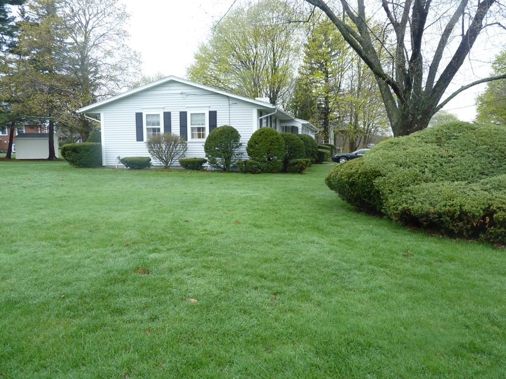 49 Thorndike Road Lowell, MA 01852 - Photo 5 of 23 Gallery Image 5