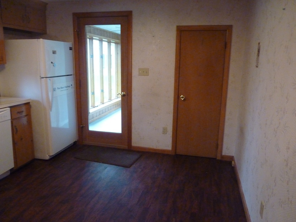 49 Thorndike Road Lowell, MA 01852 - Photo 9 of 23 Gallery Image 9
