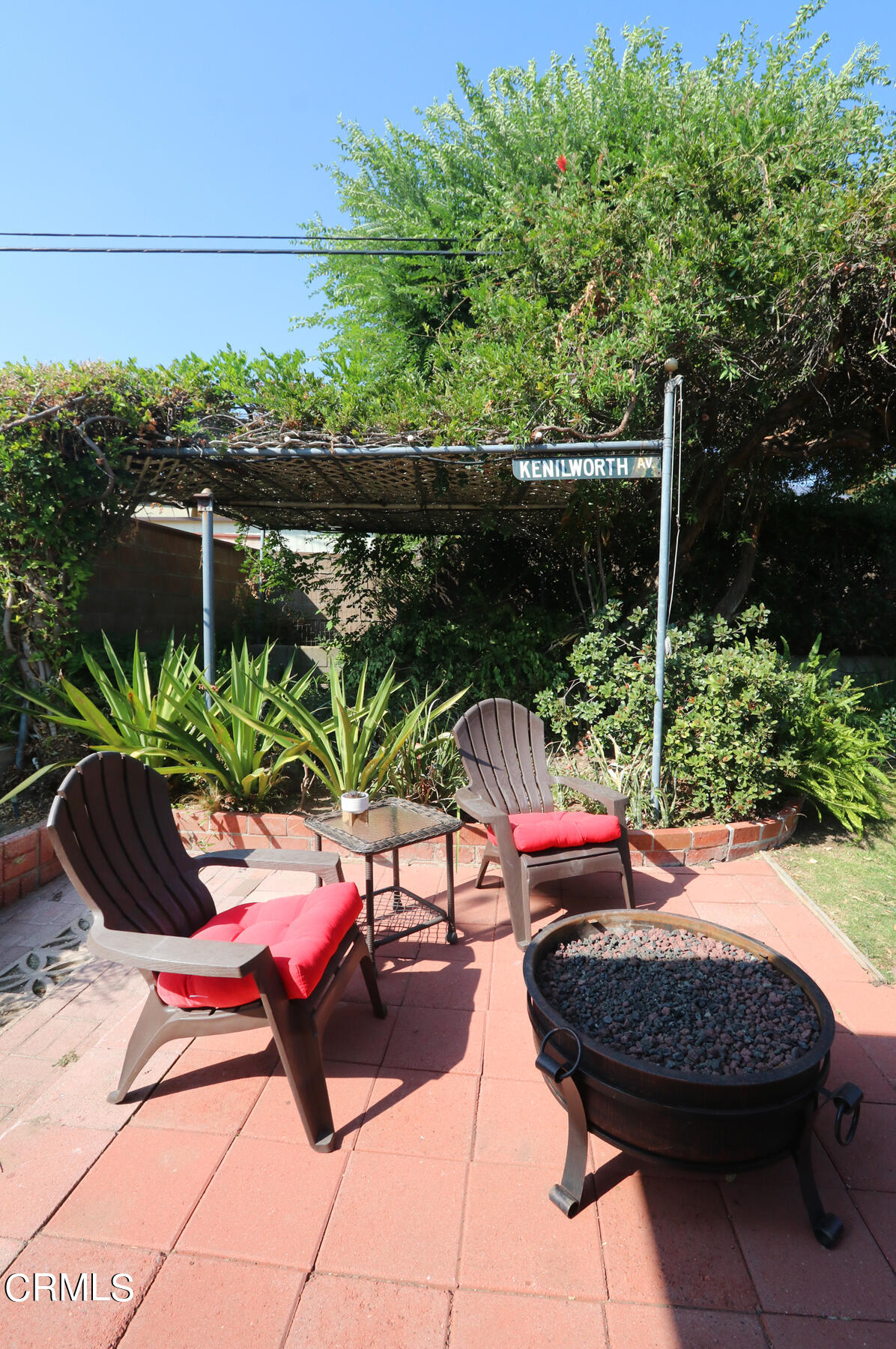 1026 Crestview Drive Pasadena, CA 91107 - Photo 26 of 29 a view of outdoor seating space