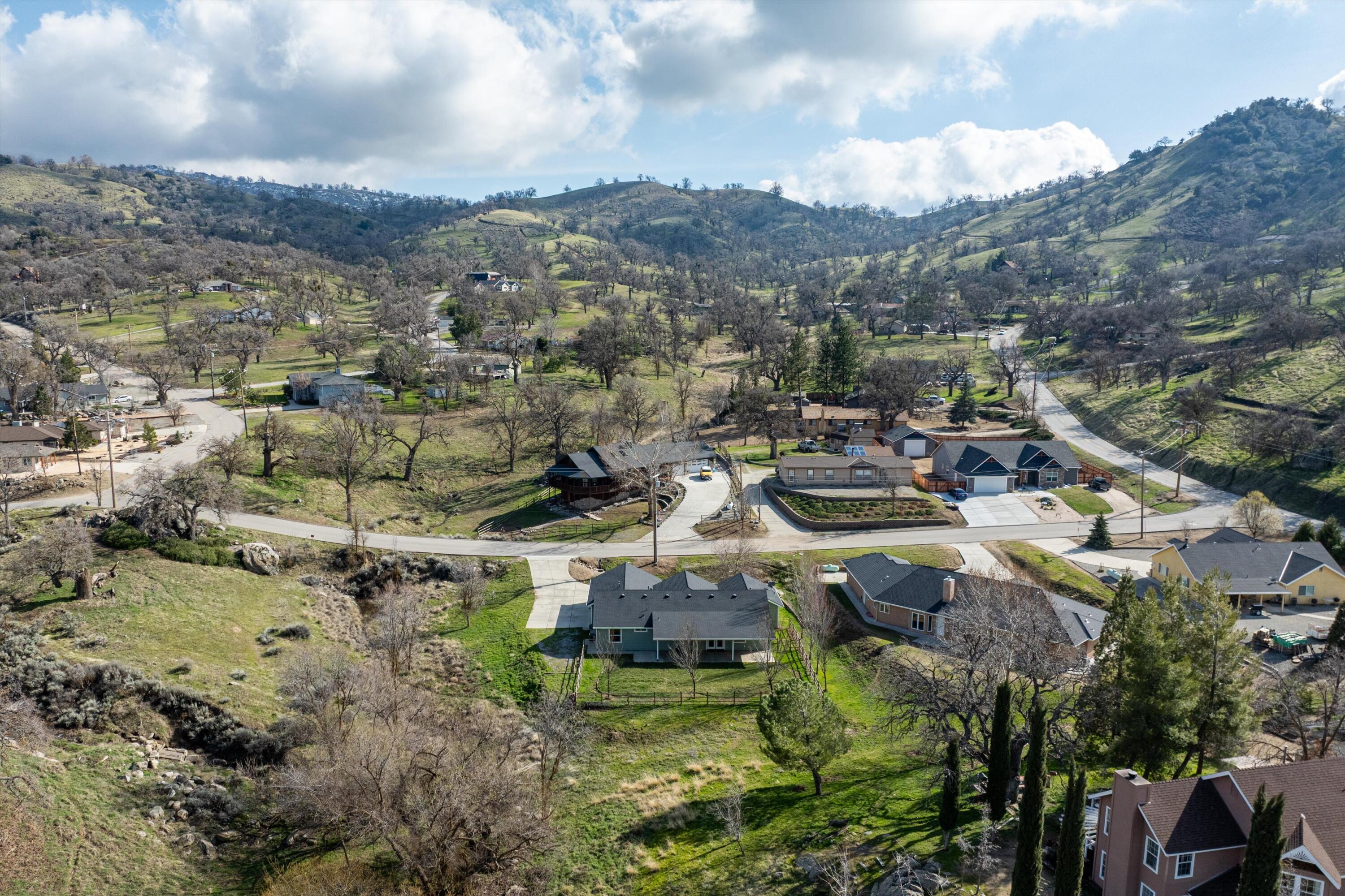 28321 Pimlico Way Tehachapi, CA 93561 - Photo 6 of 23 a view of a lake with mountains in the background