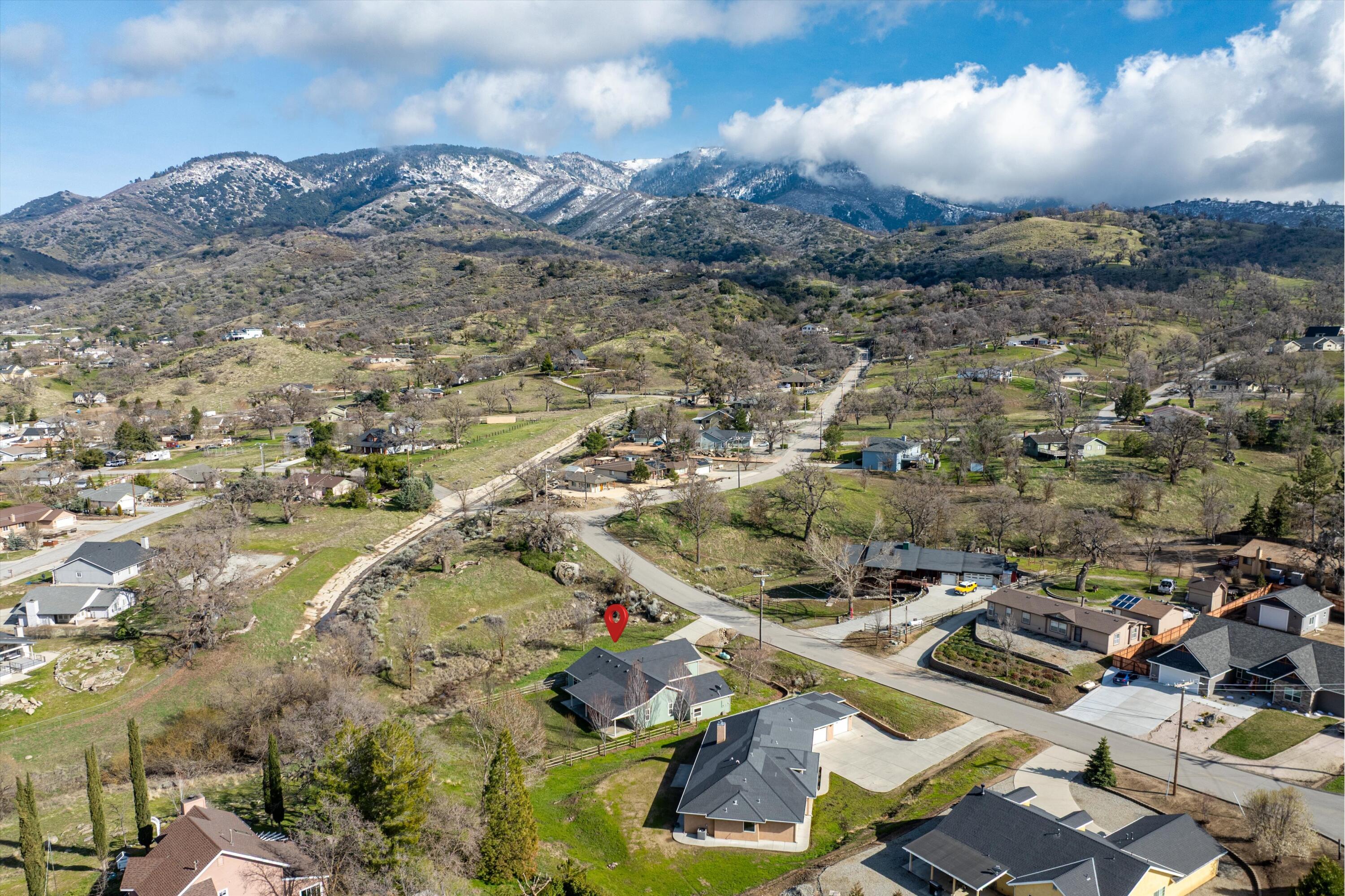 28321 Pimlico Way Tehachapi, CA 93561 - Photo 8 of 23 a view of a city