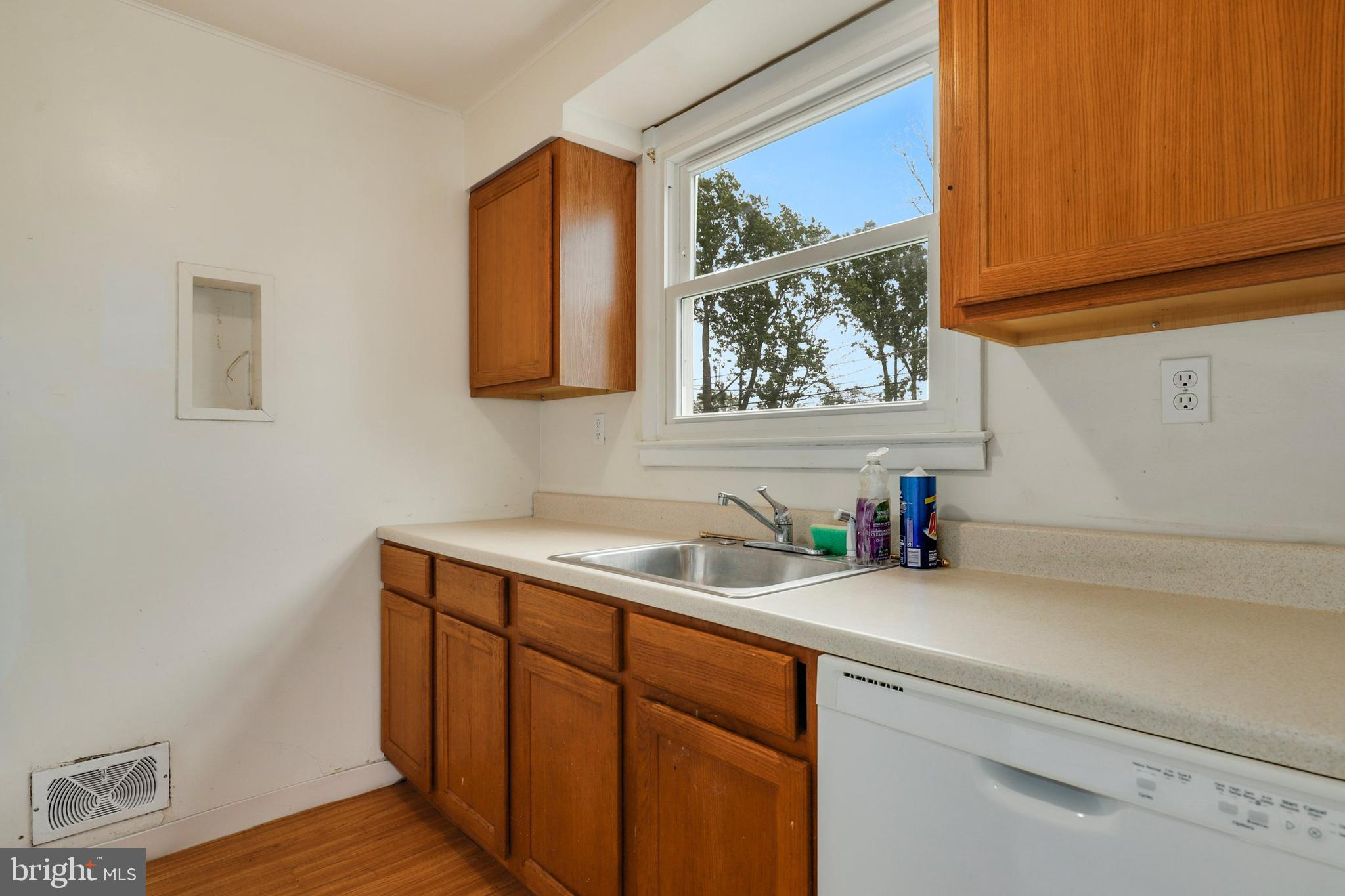 3425 Kimble Road Baltimore, MD 21244 - Photo 10 of 34