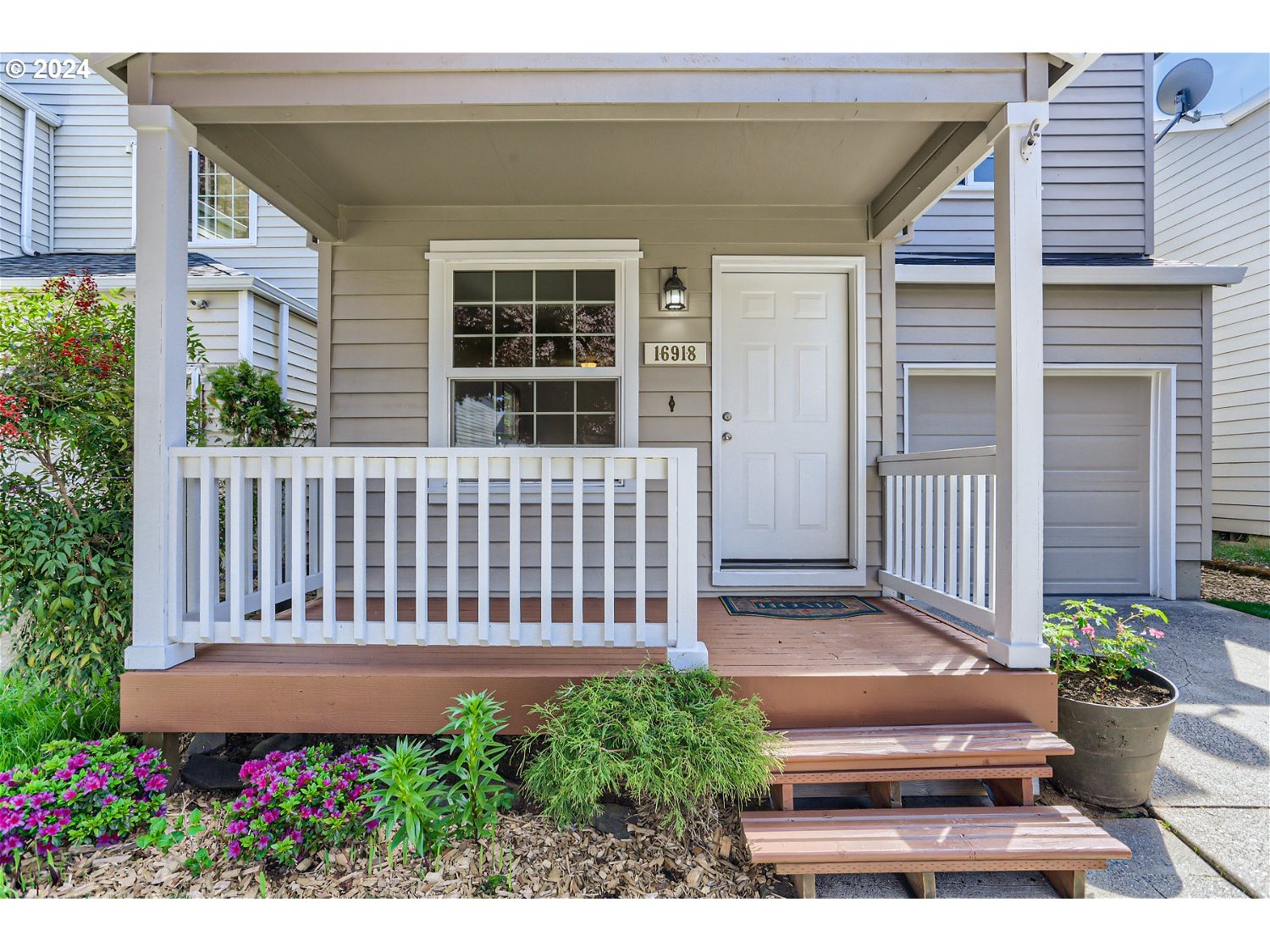 16918 Southwest Steele Way Beaverton, OR 97006 - Photo 3 of 28 Porch