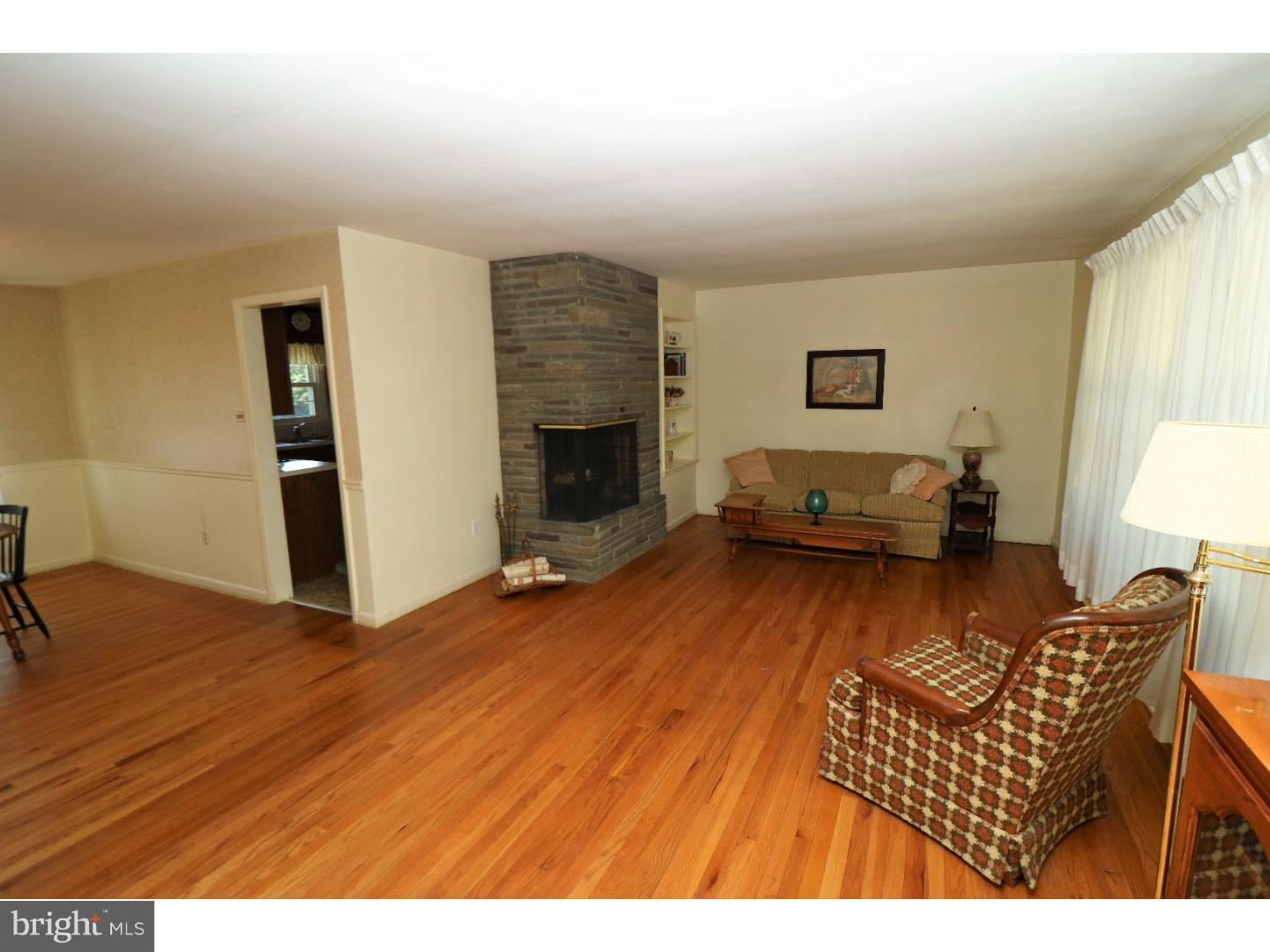 3040 Van Reed Road Reading, PA 19608 - Photo 7 of 15