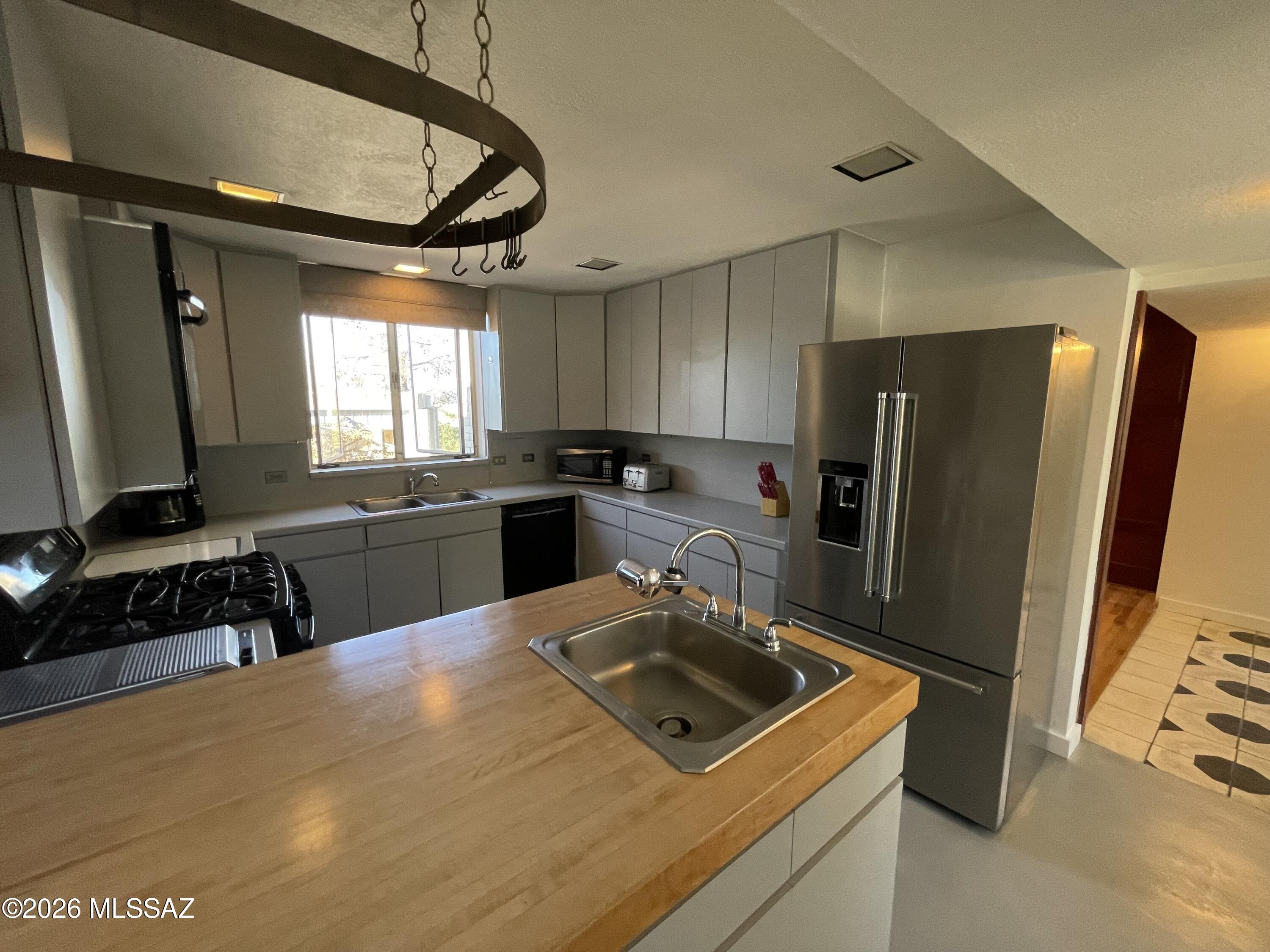 6531 North Pontatoc Road Tucson, AZ 85718 - Photo 19 of 34